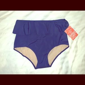 NWT Kortni Jeane swim bottom size M